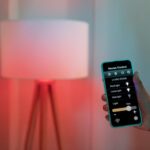 Soluții pentru automatizarea iluminatului în locuințe și birouri