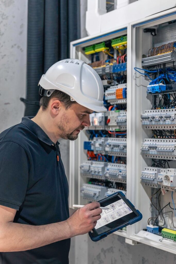 Ce presupune verificarea echipamentelor mobile din punct de vedere electric Ce presupune verificarea echipamentelor mobile din punct de vedere electric
